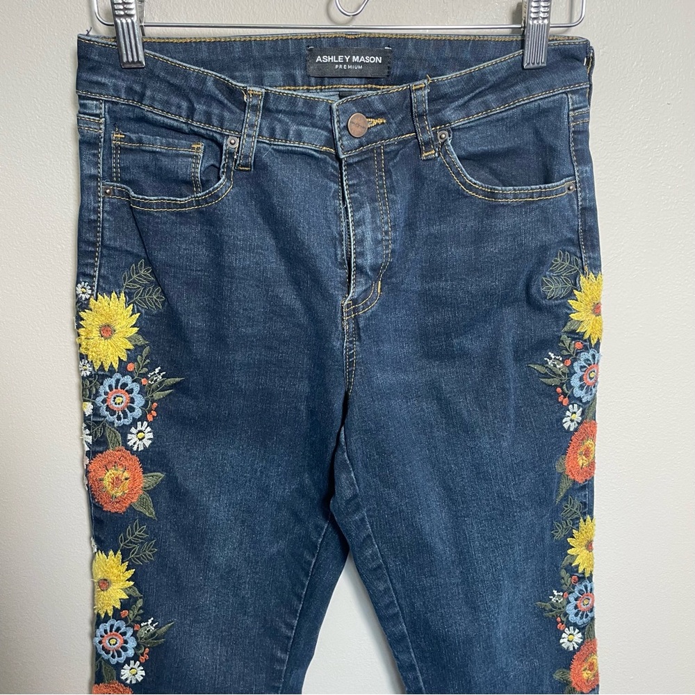 Ashley Mason Premium floral embroidered leg jeans